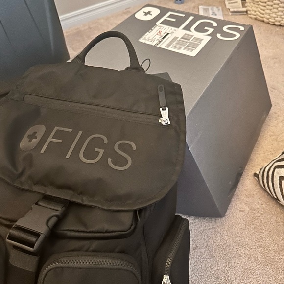 Rare figs backpack. Very hard to find. Great like new condition. Lots of storage - Picture 3 of 5